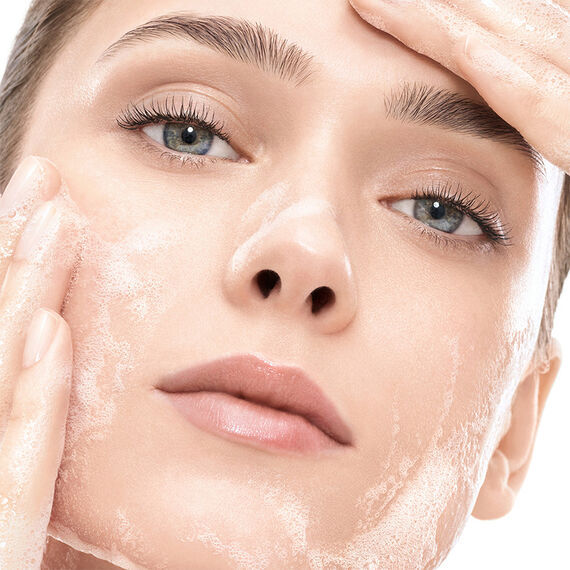 Guerlain Abeille Royale Cleansing Care-In-Mousse