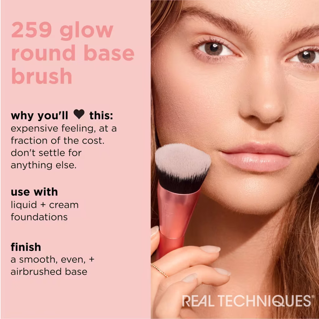 Real Techniques Glow Round Base Makeup Blending Brush