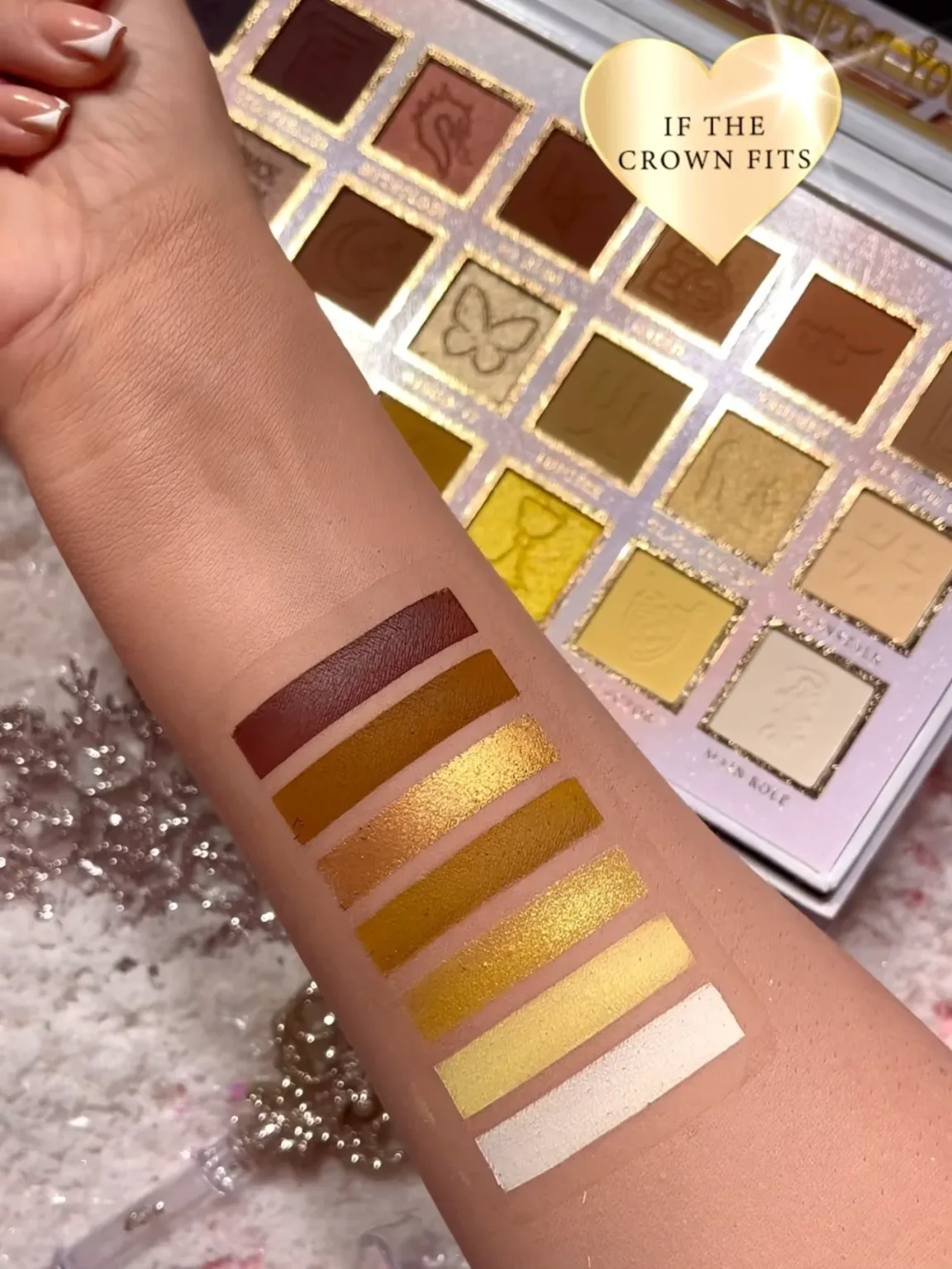 P.Louise If The Crown Fits Neutral Eyeshadow Palette