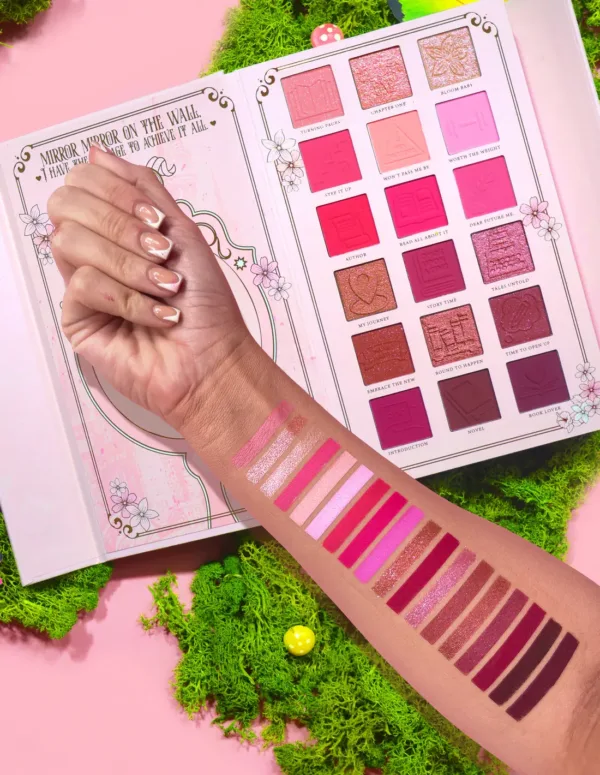 P. Louise A Brand New Chapter Palette – Chapter One