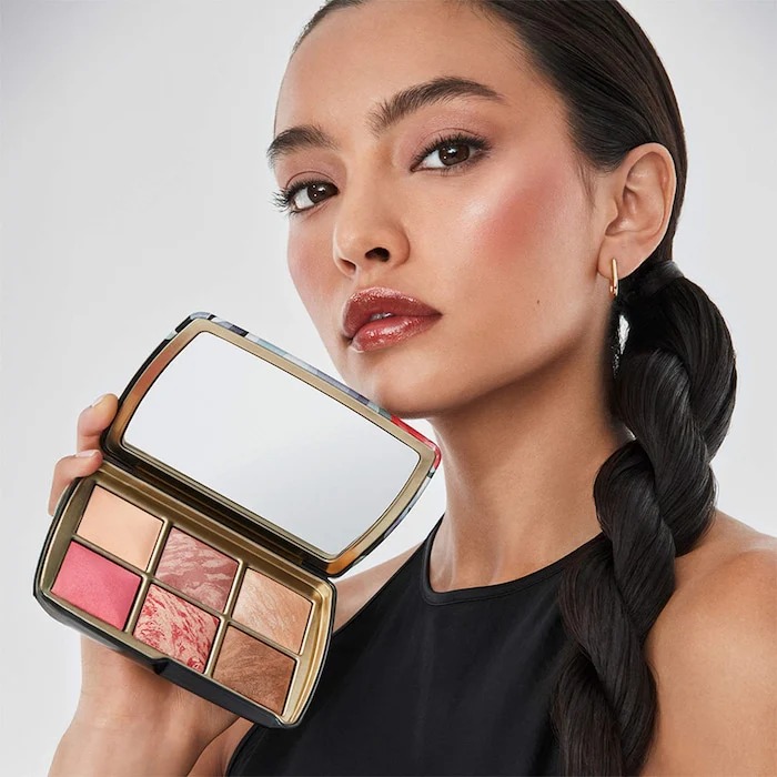 Hourglass Ambient Lighting Edit – Unlocked Palette
