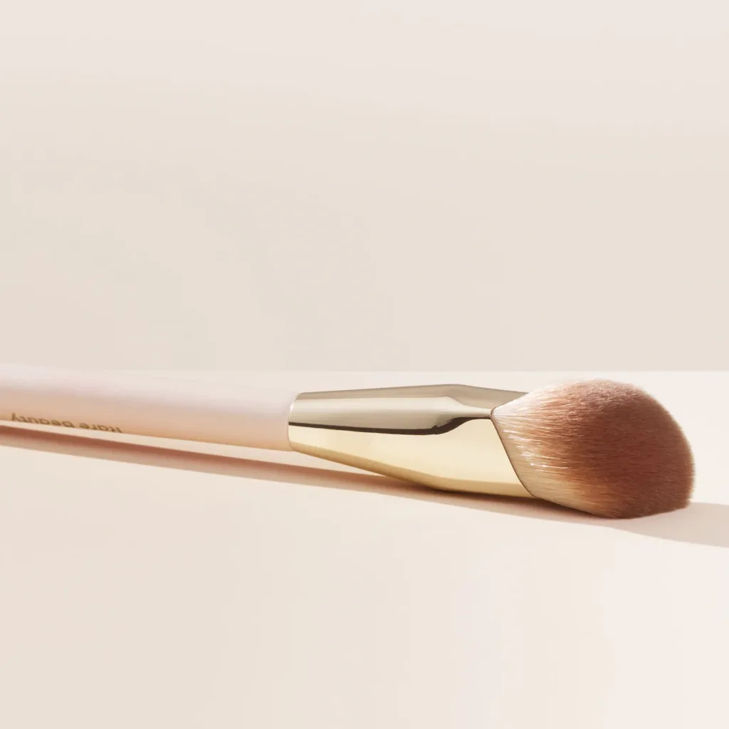 Rare Beauty by Selena Gomez Liquid Touch Foundation Brush