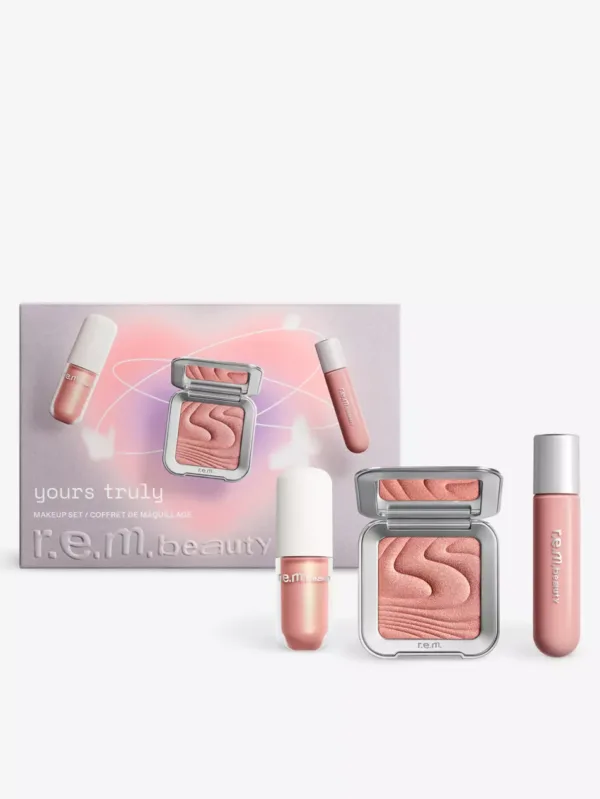 R.E.M. BEAUTY Yours Truly gift set