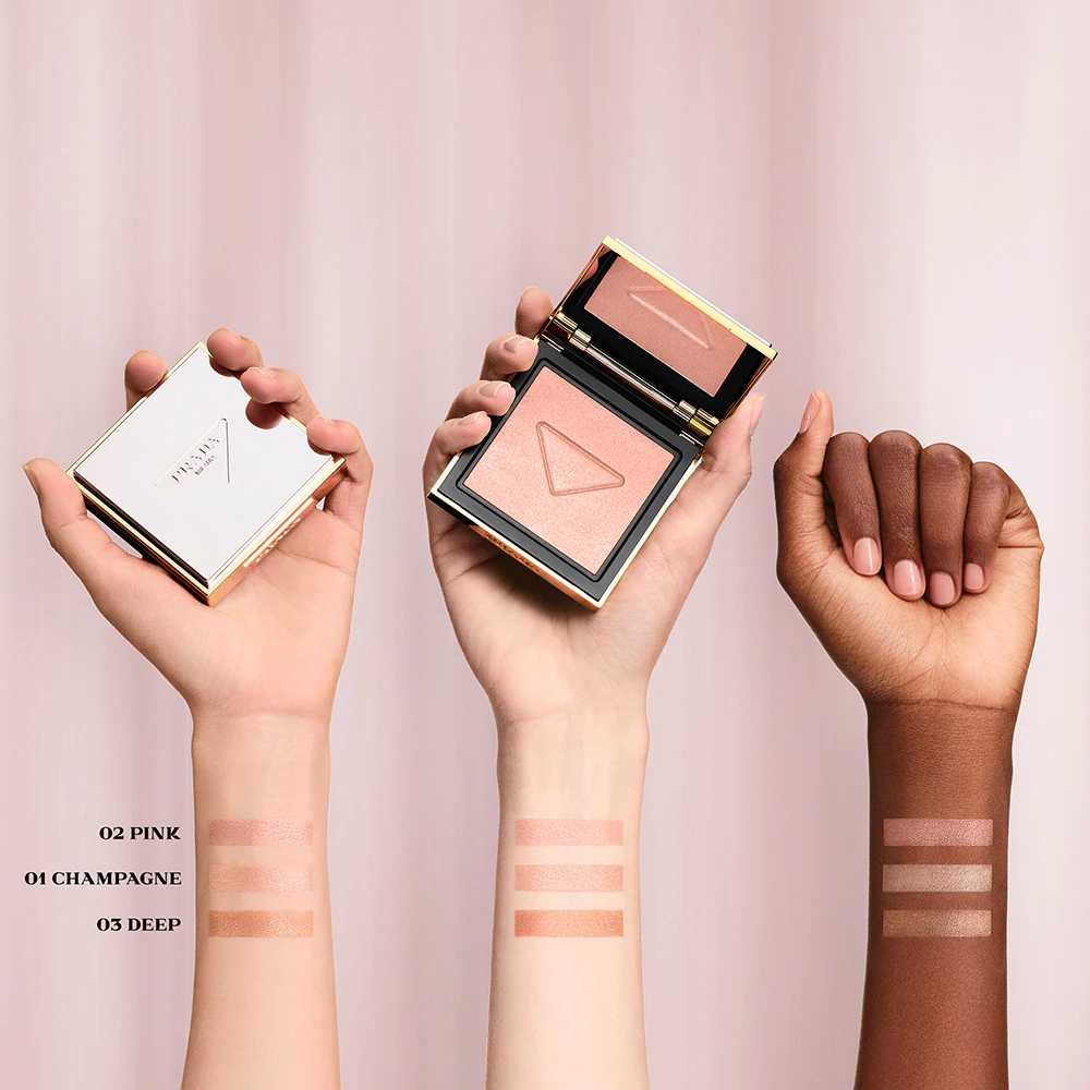 Prada Light Glowing Highlighter Powder