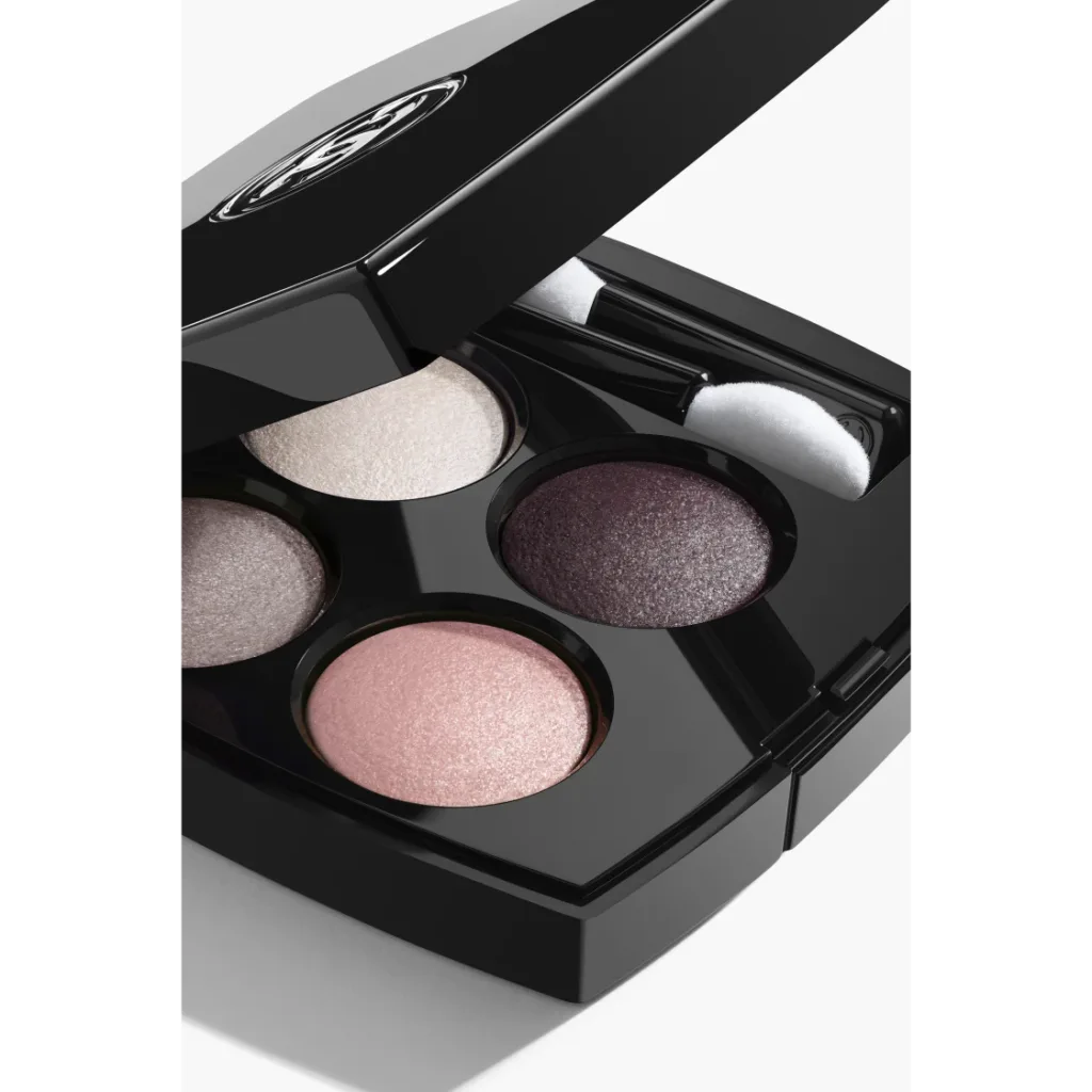 CHANEL LES 4 OMBRES MULTI-EFFECT QUADRA EYESHADOW- 202 – TISSÉ CAMÉLIA
