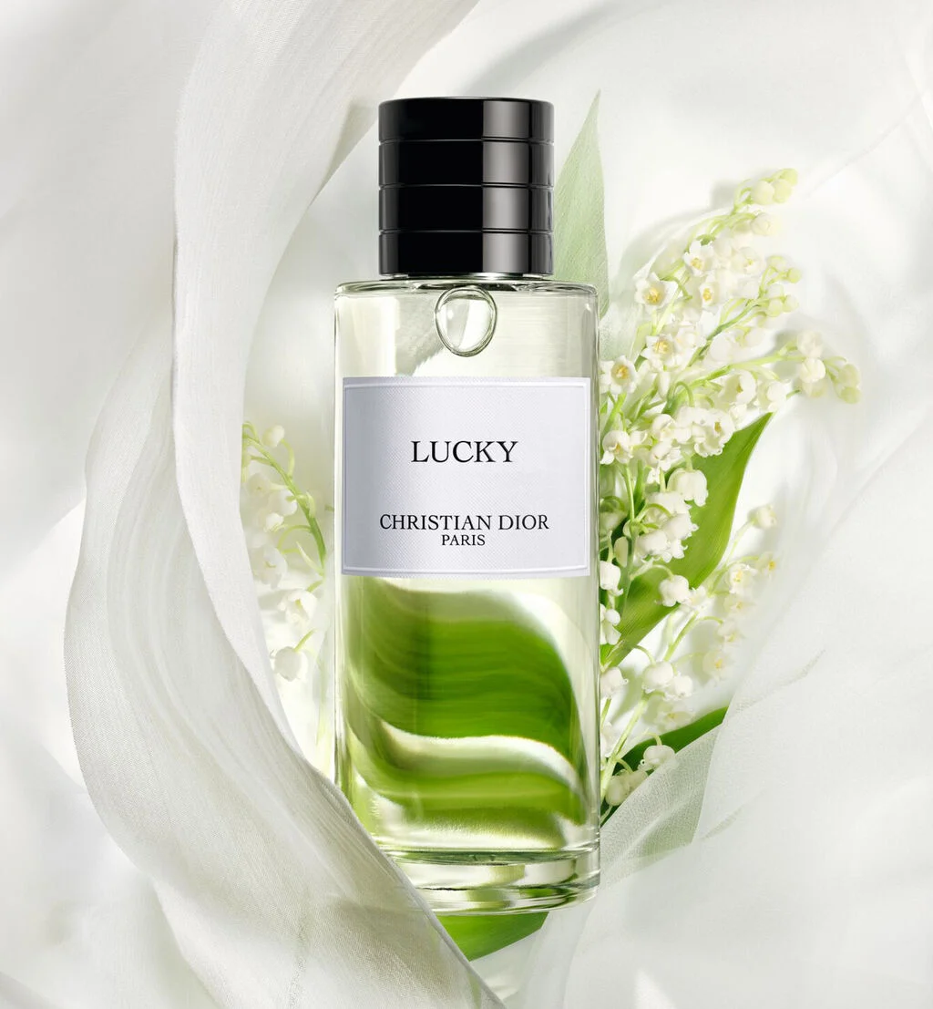 عطر ديور لاكي للجنسين - نفحات زهرية ومنعشة
