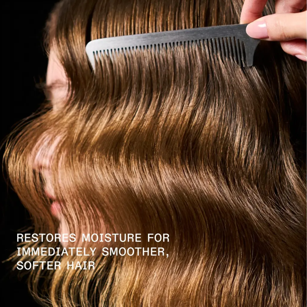 OLAPLEX PRO EXCLUSIVE: 4-IN-1 MOISTURE MASK