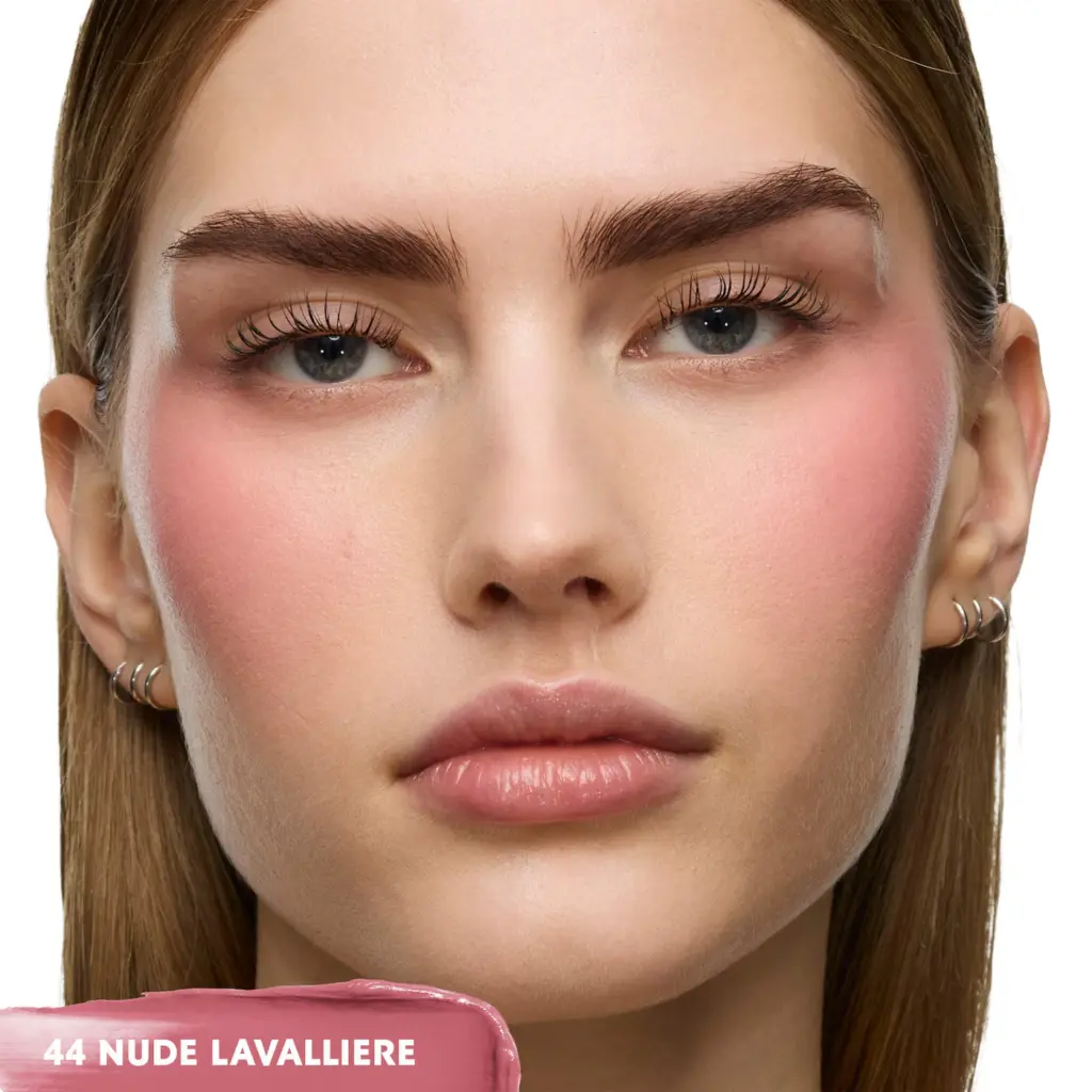 أحمر خدود كريمي طويل الأمد بإشراقة طبيعية من إيف سان لوران (YSL Make Me Blush)