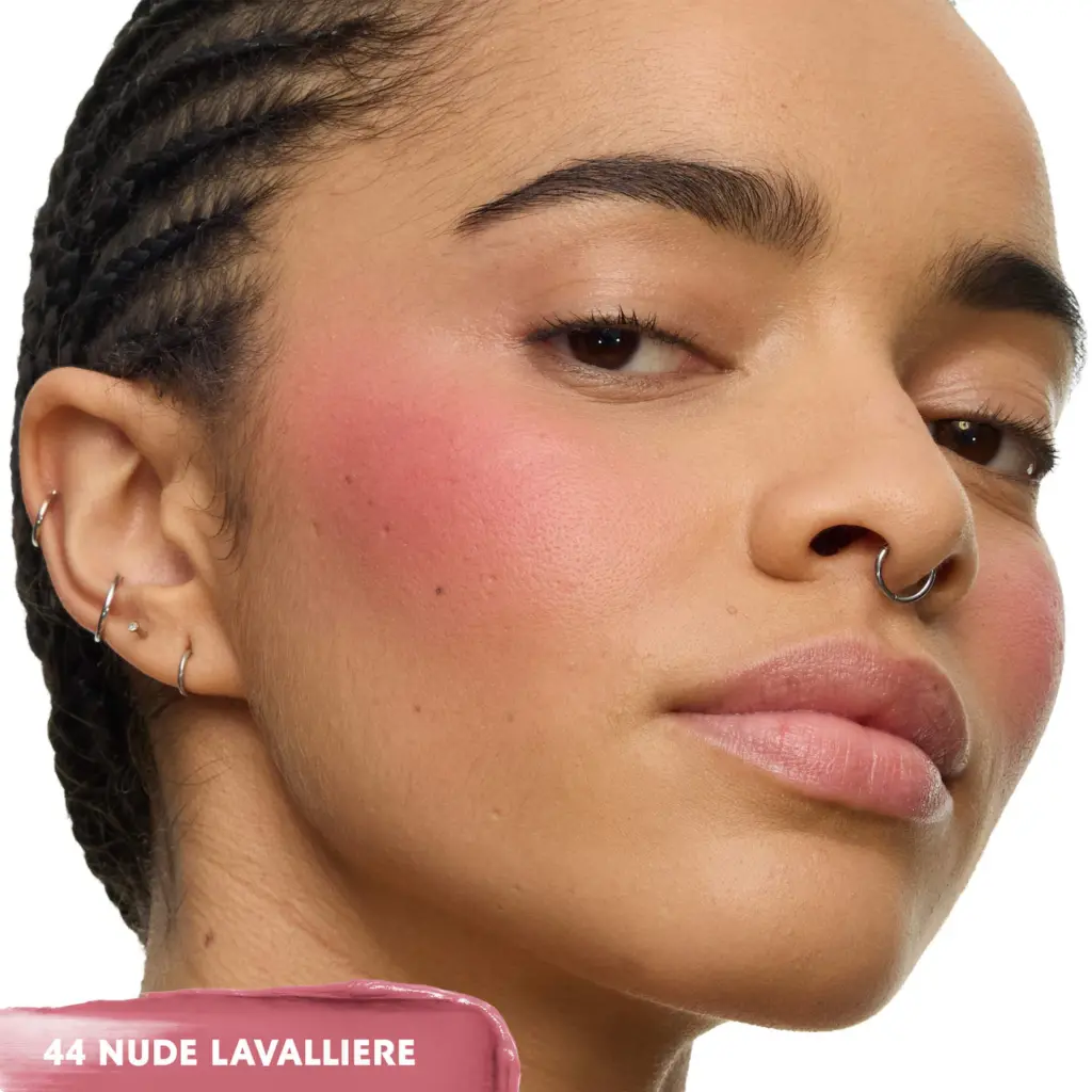 أحمر خدود كريمي طويل الأمد بإشراقة طبيعية من إيف سان لوران (YSL Make Me Blush)
